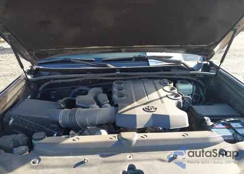 2015 Toyota 4Runner Sr5 z USA, uszkodzony, nr VIN JTEBU5JR1F5258011